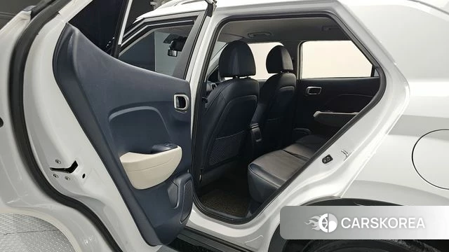 Hyundai Venue 2019 Белый из Кореи, фото 3