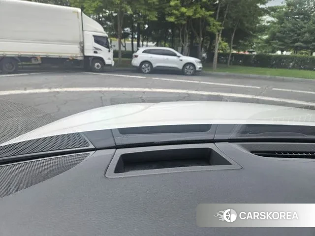 Hyundai The New Grandeur IG Hybrid 2021 Белый из Кореи, фото 3