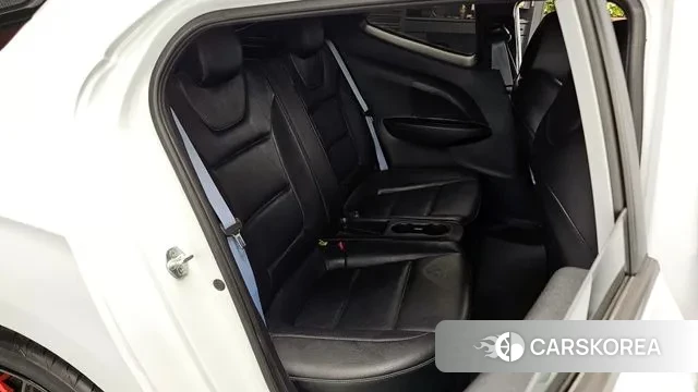 Hyundai Veloster (JS) 2019 Белый из Кореи, фото 3