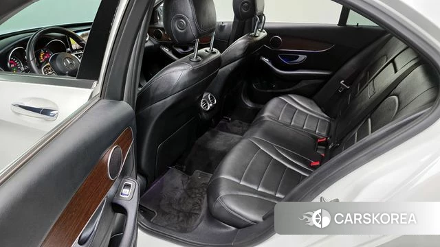 Mercedes-Benz C-Class W205 2019 Белый из Кореи, фото 3