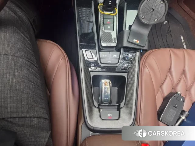 Porsche 911(992) 2024 Серебряный из Кореи, фото 3