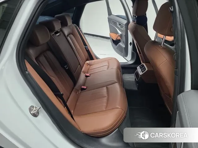 Audi A6 (C8) 2023 Белый из Кореи, фото 3