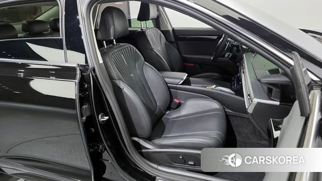 Hyundai Grandeur (GN7) 2024 Черный из Кореи, фото 3