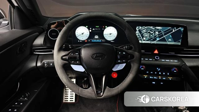 Hyundai The New Avante (CN7) 2024 Белый из Кореи, фото 3