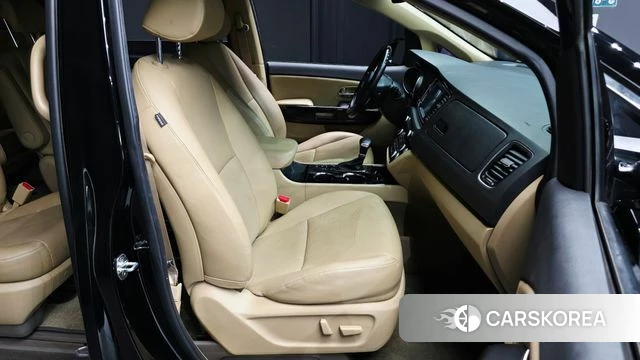 Kia The New Carnival 2019 Черный из Кореи, фото 3