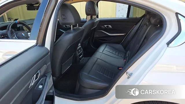 BMW 3 Series (G20) 2021 Белый из Кореи, фото 3