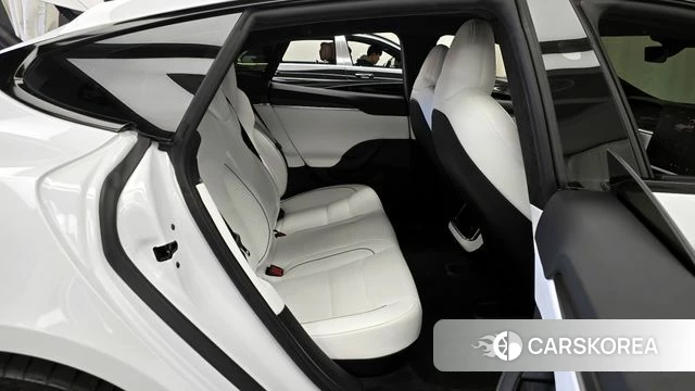 Tesla Model S 2023 Белый из Кореи, фото 3