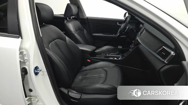 Kia The New K5 2nd generation 2018 Белый из Кореи, фото 3