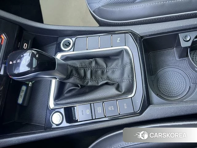 Volkswagen Sagitar 2023 Белый из Китая, фото 3