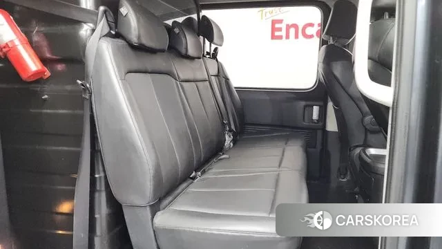 Hyundai Staria 2022 Серый из Кореи, фото 3