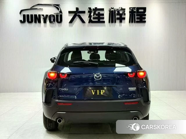 Mazda CX-50 line also 2023 Синий из Китая, фото 3