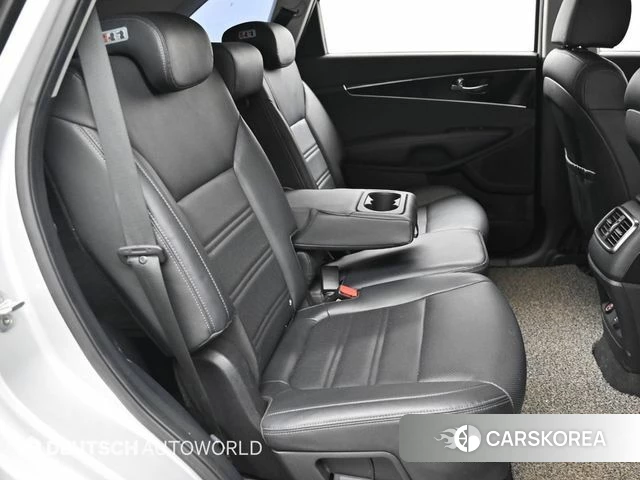 Kia The New Sorento 2018 Серебристо-серый из Кореи, фото 3