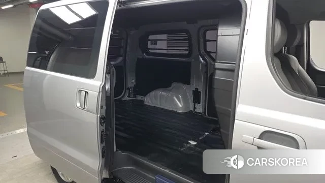 Hyundai The New Grand Starex 2019 Серебряный из Кореи, фото 3