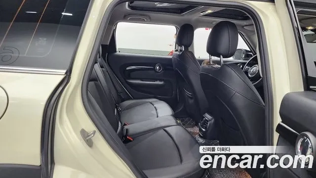 Mini Cooper Clubman 2021 Жемчужный цвет из Кореи, фото 3