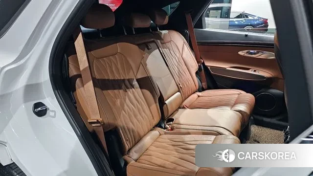 Genesis GV70 2023 Белый из Кореи, фото 3