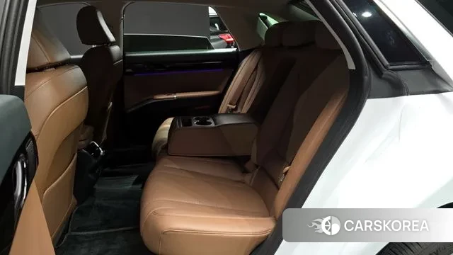 Hyundai Grandeur Hybrid (GN7) 2025 Белый из Кореи, фото 3