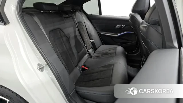 BMW 3 Series (G20) 2021 Белый из Кореи, фото 3