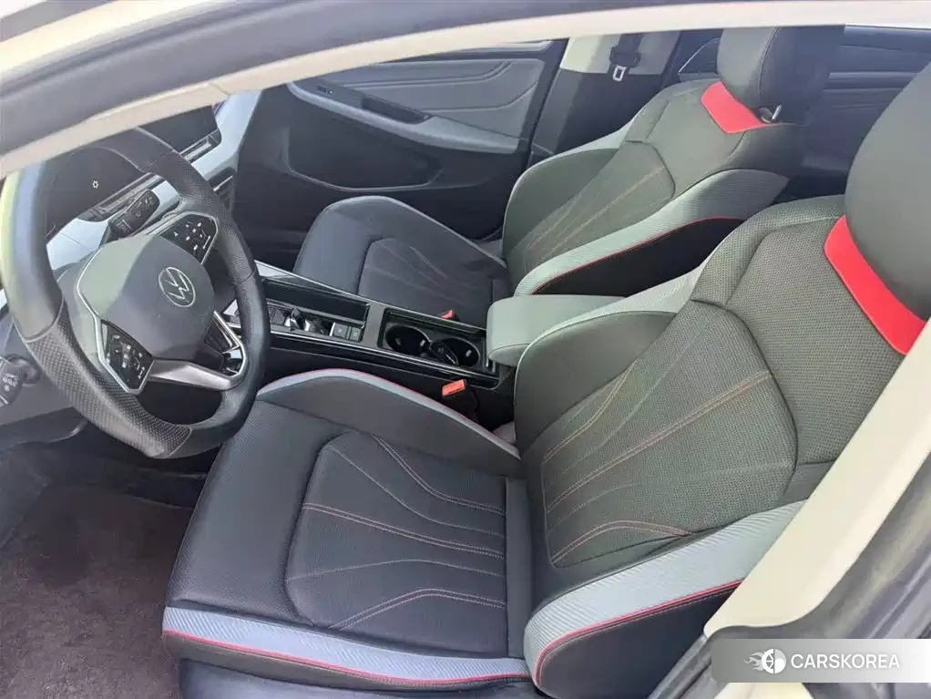 Volkswagen Lamando 2022 Белый из Китая, фото 3
