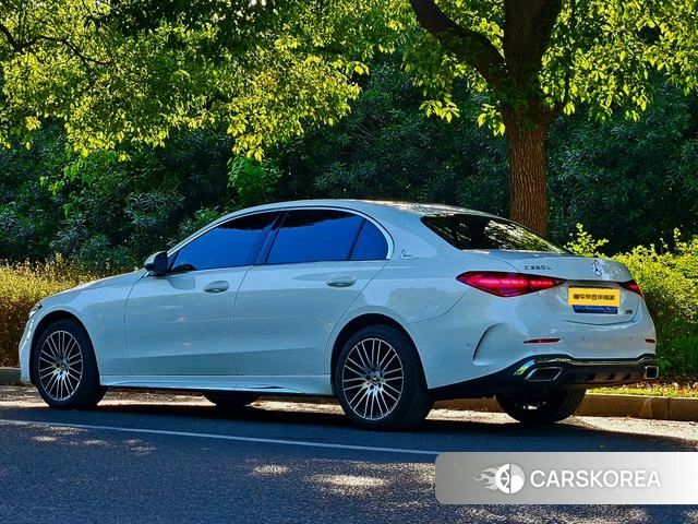 Mercedes-Benz Class C 2025 Белый из Китая, фото 3