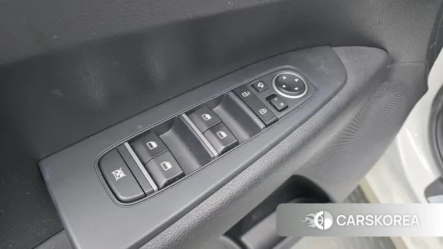 Kia The New K3 2nd generation 2021 Белый из Кореи, фото 3