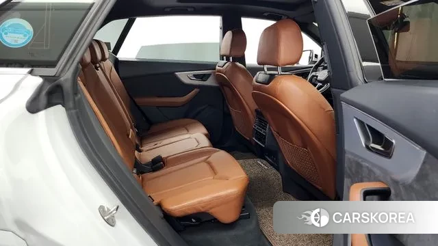 Audi Q8 (4M) 2021 Белый из Кореи, фото 3