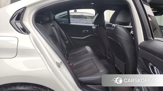 BMW 3 Series (G20) 2022 Белый из Кореи, фото 3