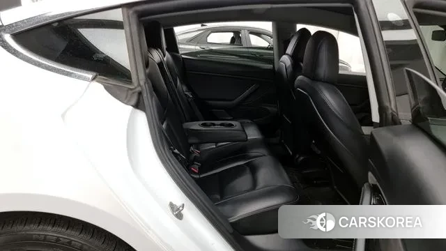 Tesla Model 3 2020 Белый из Кореи, фото 3