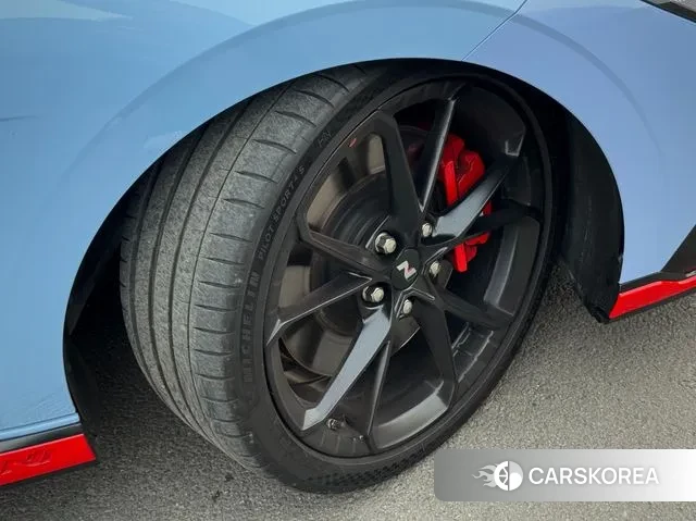 Hyundai The New Avante (CN7) 2023 Небесно-голубой из Кореи, фото 3