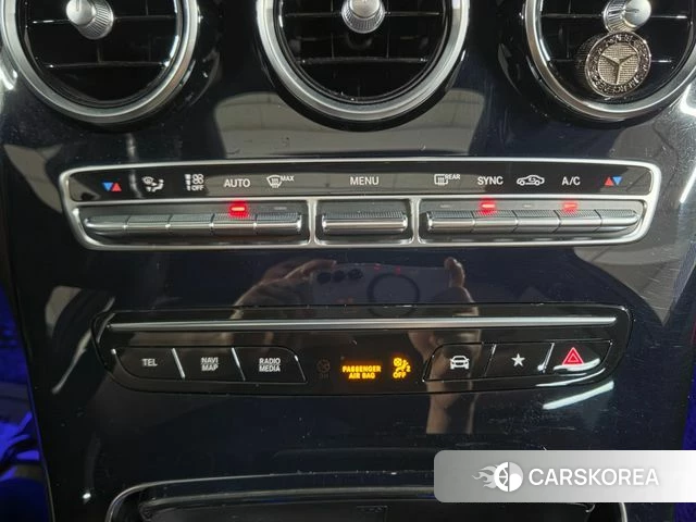 Mercedes-Benz GLC-Class X253 2020 Белый из Кореи, фото 3