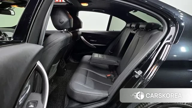 BMW 3 Series (F30) 2018 Черный из Кореи, фото 3