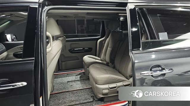 Kia The New Carnival 2018 Серый из Кореи, фото 3