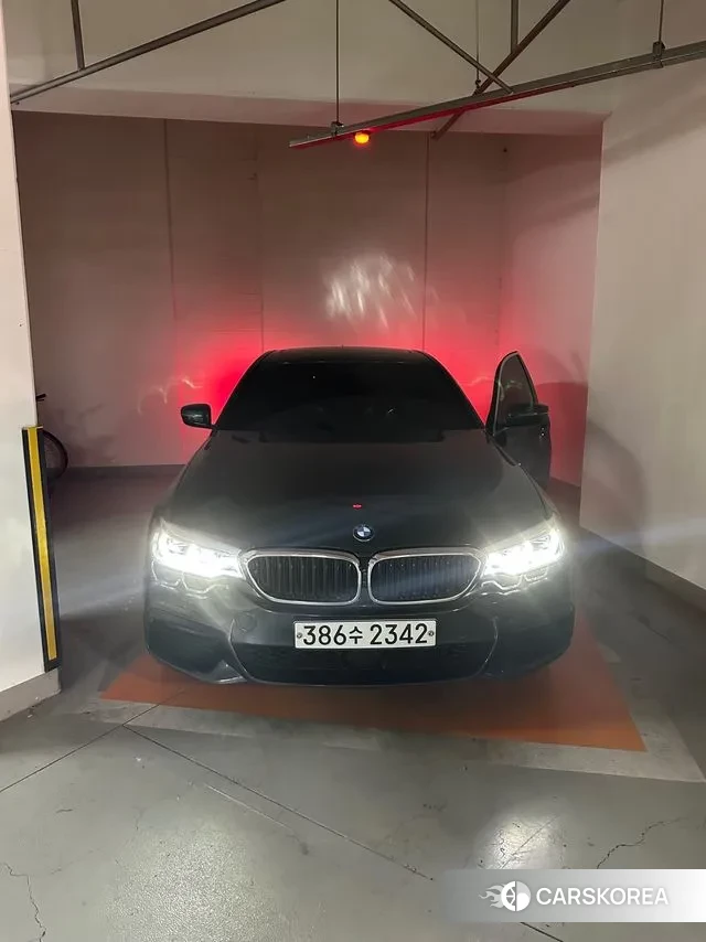 BMW 5 Series (G30) 2019 Серый из Кореи, фото 3