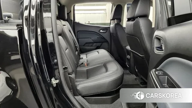 Chevrolet (GM Daewoo) Real New Colorado 2022 Черный из Кореи, фото 3