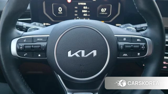 Kia The New K5 3rd generation 2023 Черный из Кореи, фото 3