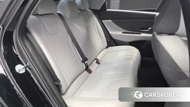 Hyundai Avante Hybrid (CN7) 2021 Черный из Кореи, фото 3