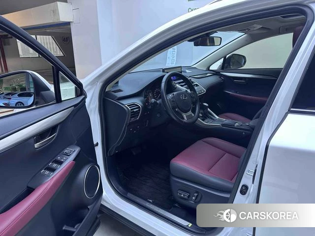 Lexus NX 2021 Белый из Китая, фото 3