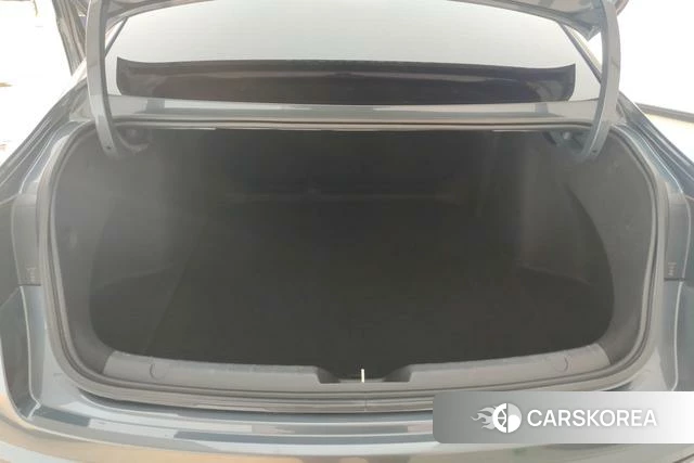 Geely Automobile Xingrui 2023 Темно-серый из Китая, фото 3