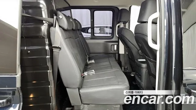 Hyundai Staria 2023 Синий из Кореи, фото 3