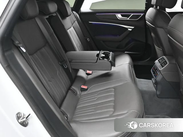 Audi A7 (4K) 2023 Белый из Кореи, фото 3