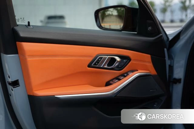 BMW M3 2022 Серебристо-серый из Китая, фото 3