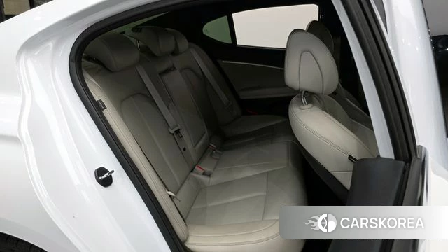 Genesis The New G70 2022 Белый из Кореи, фото 3