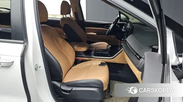 Kia Carnival 4th generation 2022 Белый из Кореи, фото 3