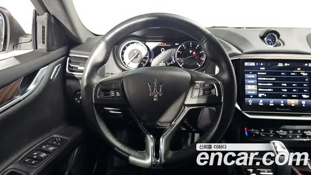 Maserati Ghibli id 2858357 из Кореи 3