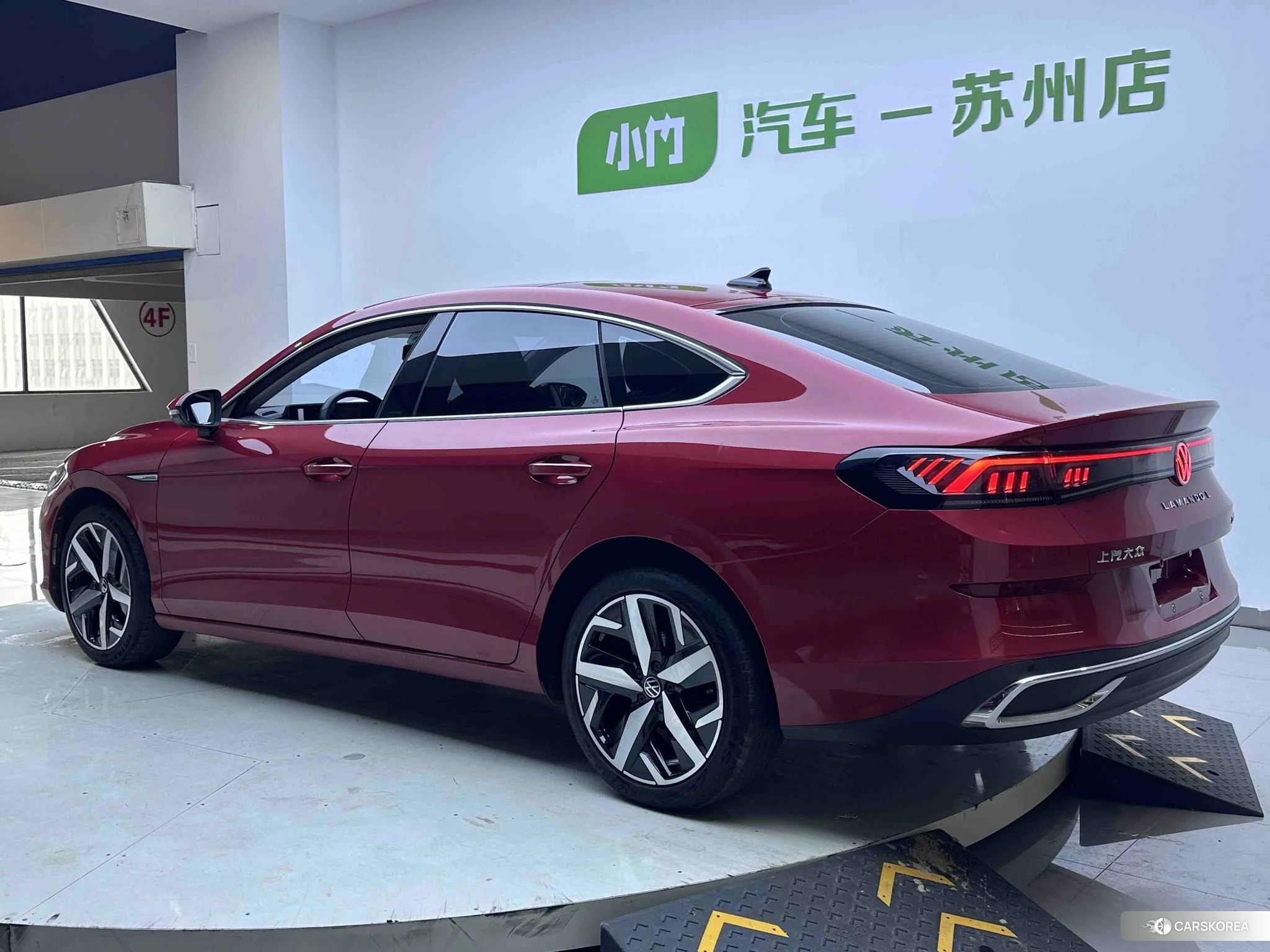 Volkswagen Lingdu 2023 Красный из Китая, фото 3
