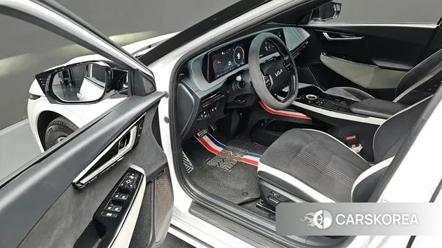 Kia EV6 2022 Белый из Кореи, фото 3