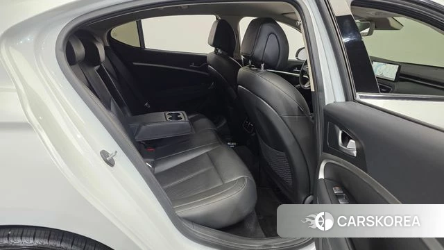 Genesis The New G70 2021 Белый из Кореи, фото 3