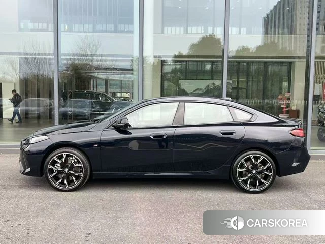 BMW 2 series 2025 Черный из Китая, фото 3