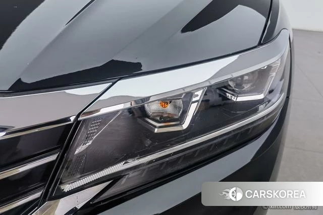 Volkswagen Passat 2021 Черный из Китая, фото 3