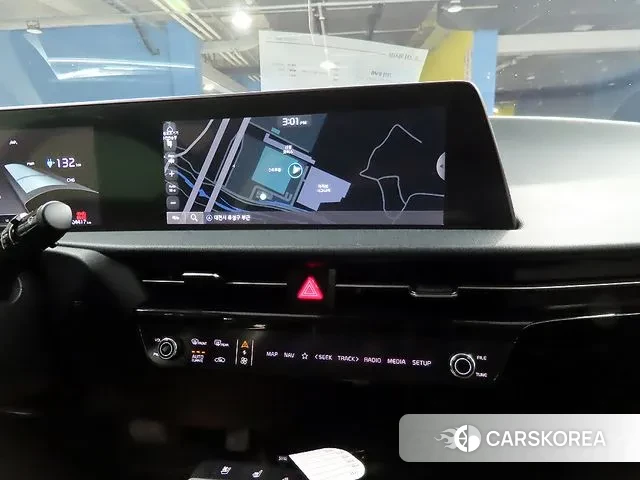 Kia EV6 2022 Жемчужный цвет из Кореи, фото 3