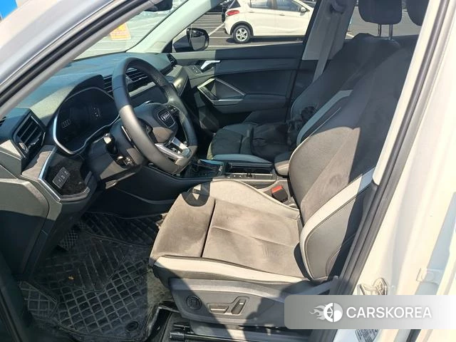 Audi Q3 2023 Белый из Китая, фото 3